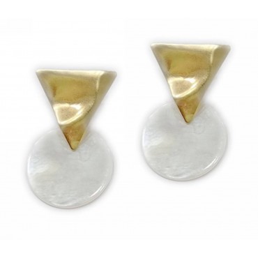 Earrings with metal ...