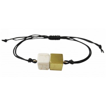 Bracelet with white ...