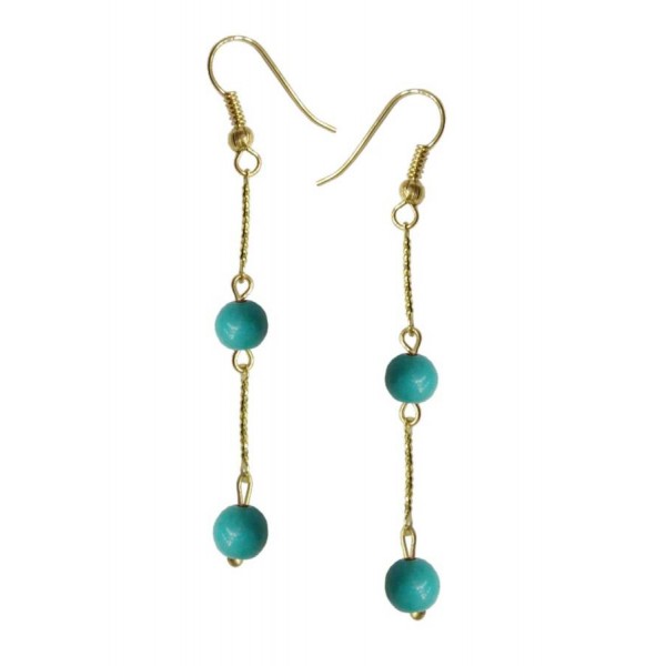 Earrings with metal elements and turquoise colored pearls