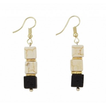 Earrings with metal ...