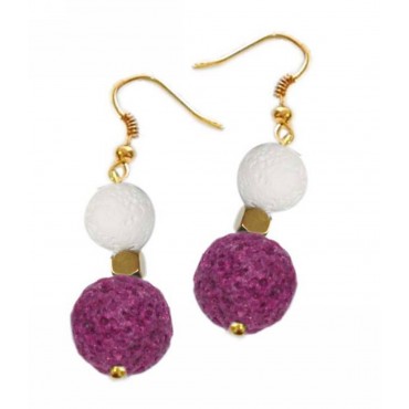 Earrings with metal ...