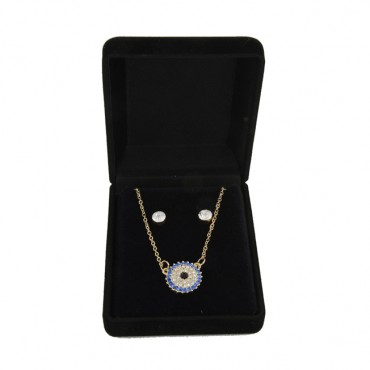 Set of Necklace and ...