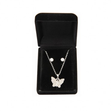 Set of Necklace and ...