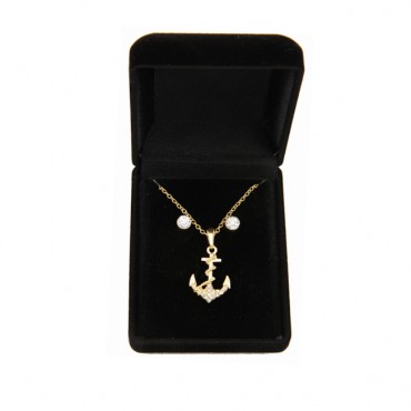 Set of Necklace and ...
