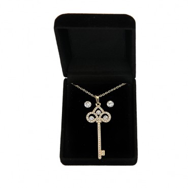 Set of Necklace and ...