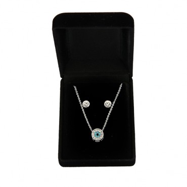 Set of Necklace and ...