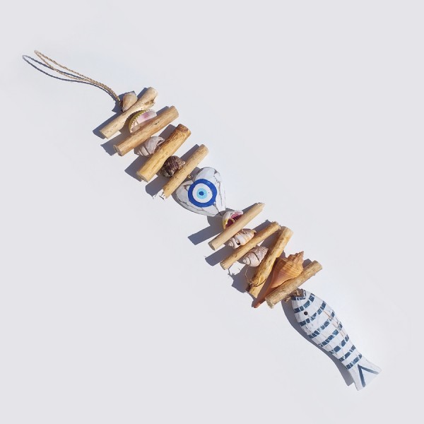 Girlande made of natural materials