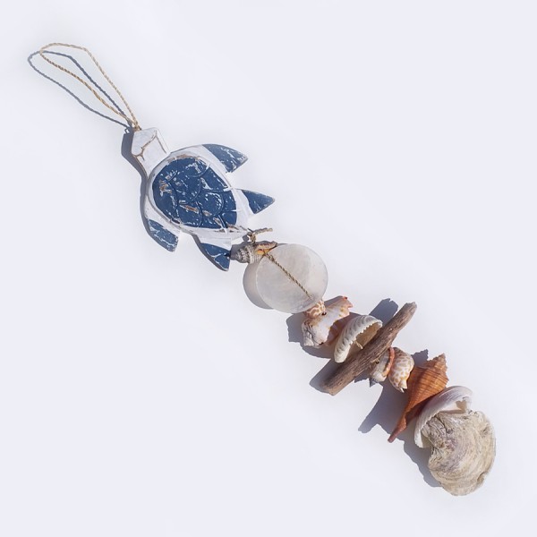 Girlande made of natural materials